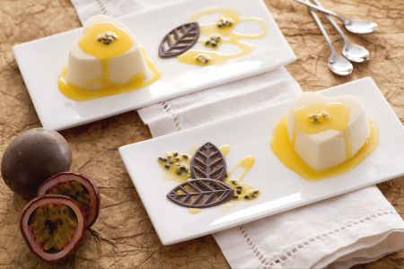 Halfbevroren hartjes met passievrucht