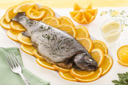 Zalmforel met sinaasappel