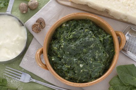Rijke spinazie met bechamelsaus