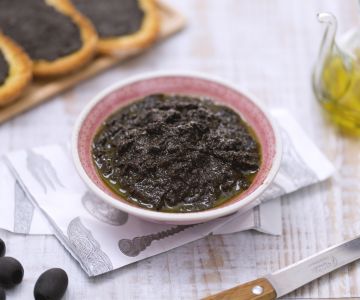 Tapenade van zwarte olijven