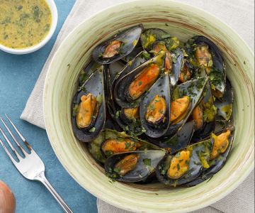 Mosselen in saffraansaus