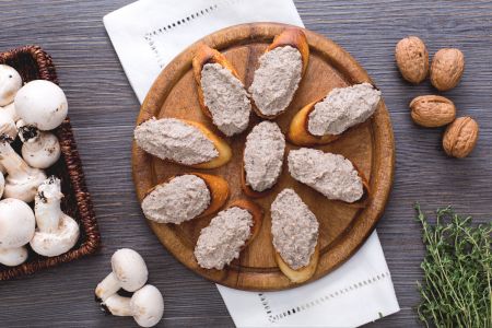 Crostini met champignonpaté