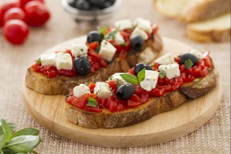 Bruschetta caprese