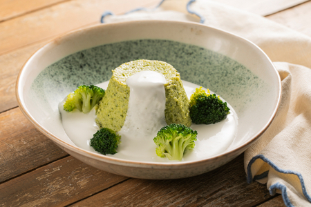 Broccoli gratins met geitenkaassaus