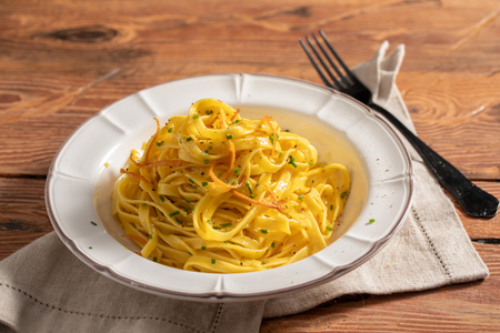 Tagliatelle met sinaasappel