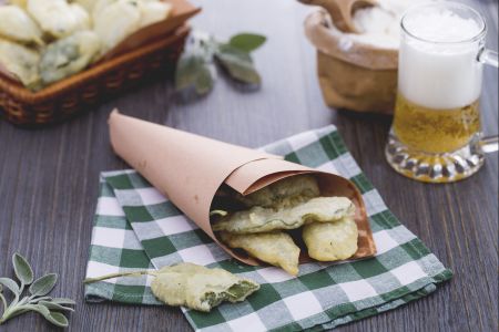 Gefrituurde salie in beslag