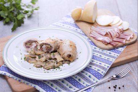 Gevulde kalkoenrolletjes met champignons