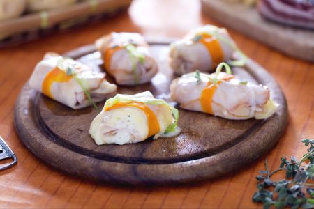 Kalkoenrolletjes met aardappelen, ricotta en spek