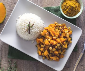Vegetarische curry met pompoen en kikkererwten