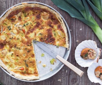 Quiche met sint-jakobsschelpen en prei