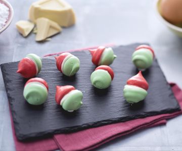 Tricolore Meringues