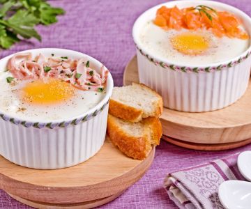 Eieren in cocotte met zalm