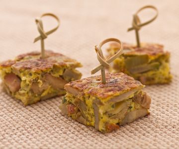 Artisjokken, champignons en gerookt spek omelet