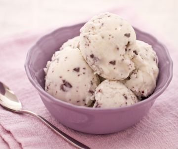 Stracciatella-ijs