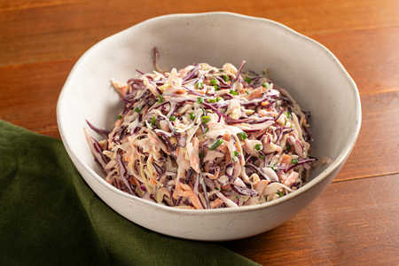 Koolsalade met wortels (coleslaw)