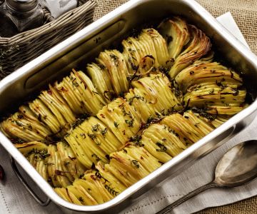 Gebakken aardappelschotel
