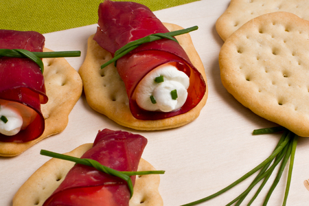 Schiacciate met Bresaola Rolletjes
