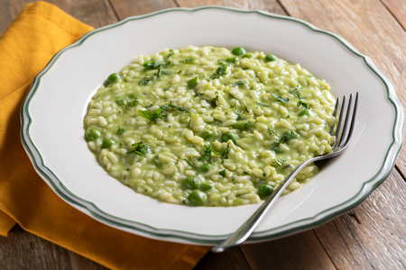 Risotto met erwtjes en munt