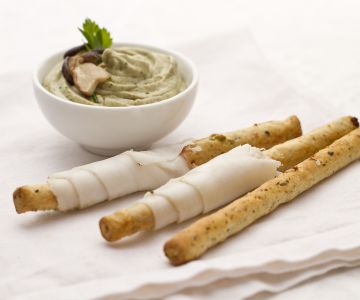 Olijvenstengels met eekhoorntjesbrood en spek