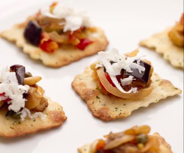 Caponata op olijvenvellen