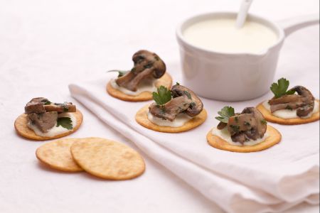 Spianatine met paddenstoelen en fontina fondue