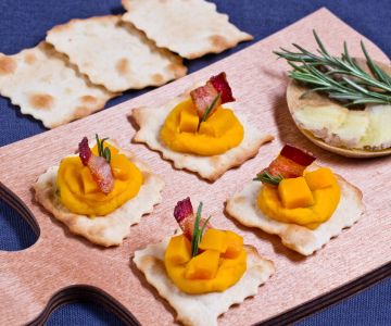 Klassieke bladerdeeg met pompoen- en gembercompote