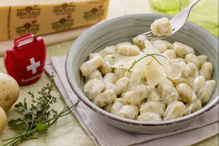 Gnocchi gevuld met Sbrinz en kruiden