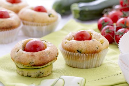Hartige muffins met ricotta en courgette