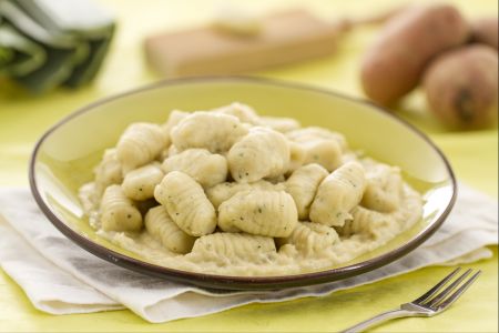 Kruiden gnocchi met preisaus