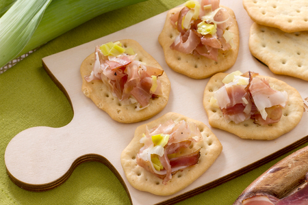 Spianatine met prei en spek