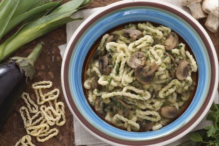 Lorighittas met aubergines en champignons