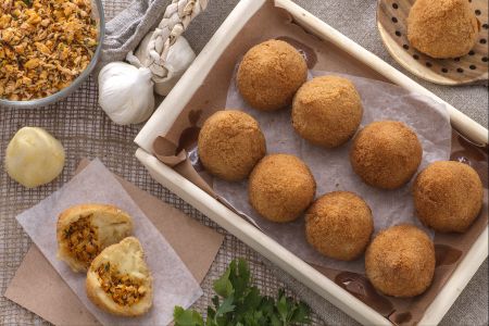 Coxinha (Braziliaanse arancini)