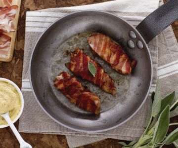 Kalkoen- en spekrolletjes