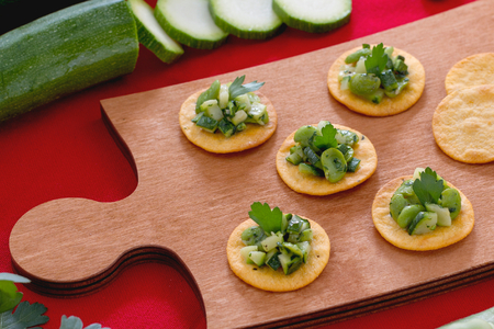 Spianatine met tuinbonen en gesmoorde courgettes