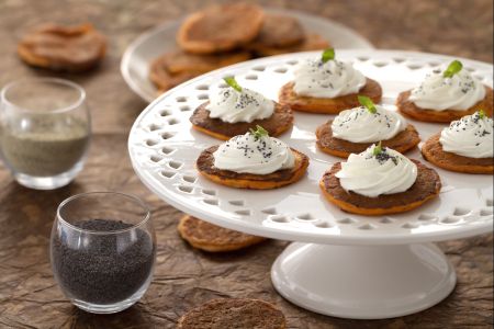 Hartige tomaten-basilicum pannenkoeken