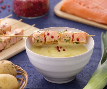 Preisoep met Aardappelen en Zalmspies