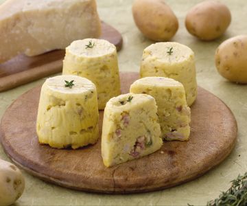 Aardappelflan met spek en tijm