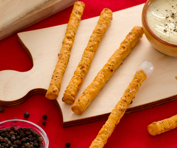 Kaaskoekjes met zwarte-peperfondue