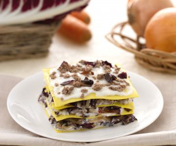 Lasagne met radicchio en Montasio