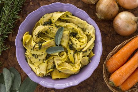Gevulde tagliatelle met cotechino