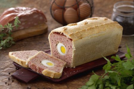 Gehaktbrood in een broodvorm