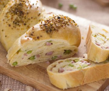 Gevuld Gevlochten Brood