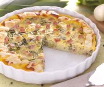 Quiche met andijvie en hamblokjes