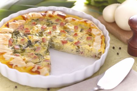 Quiche met andijvie en hamblokjes