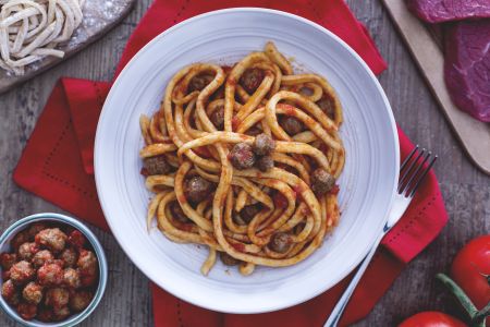 Spaghetti alla chitarra met gehaktballetjes
