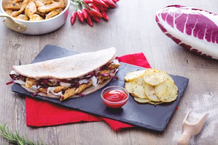 Boekweit Piadina met Kippenreepjes en Gebakken Chips
