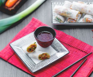 Vietnamese rolletjes met zoetzure saus