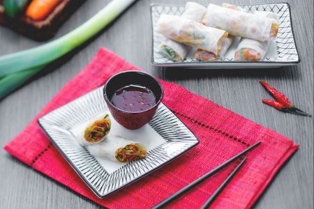 Vietnamese rolletjes met zoetzure saus