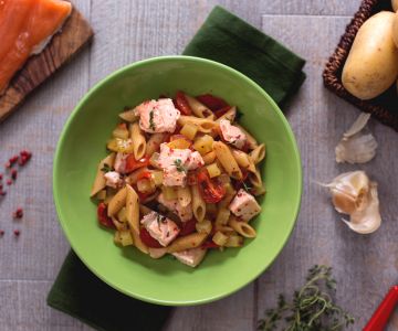 Pasta met zalm en aardappelen