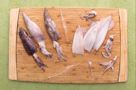 Hoe maak je pijlinktvissen schoon